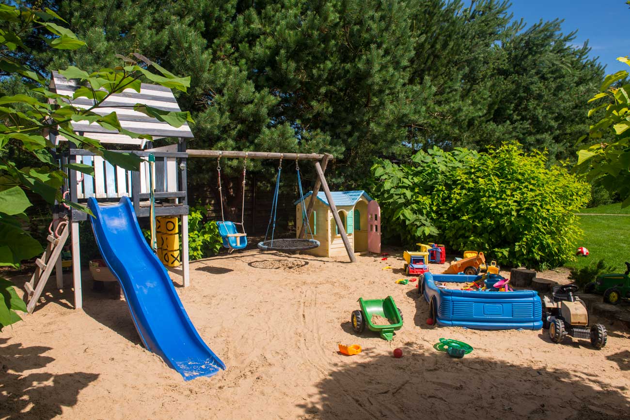 atrakcje-dla-dzieci-kolobrzeg-grzybowo-plac-zabaw-01